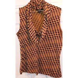 Express Shirt Womens Medium Patterened Scoop Neck Shirt